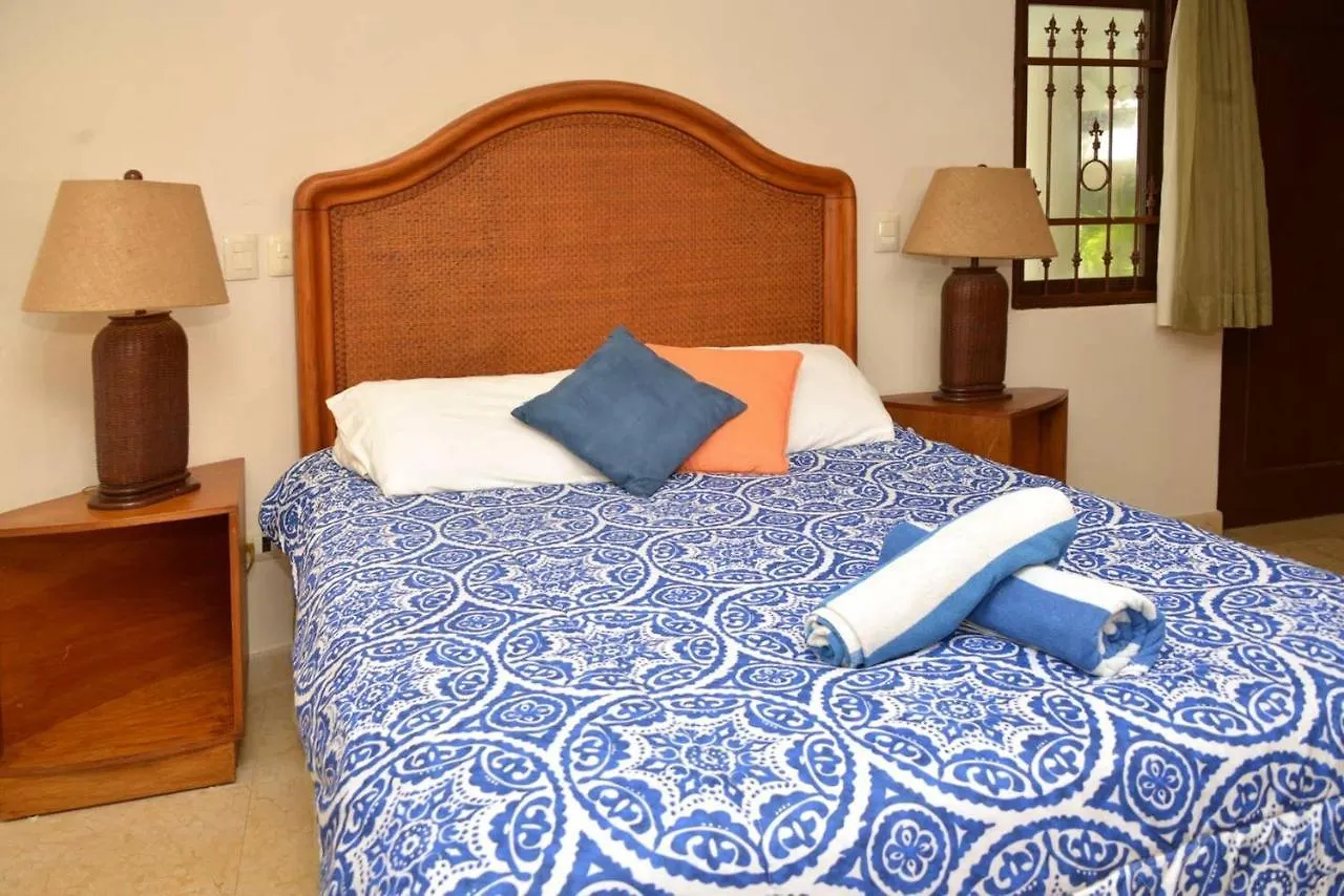 Blue Palms Suites, Pool Onsite, Steps To The Beach & 5Th Ave Playa del Carmen