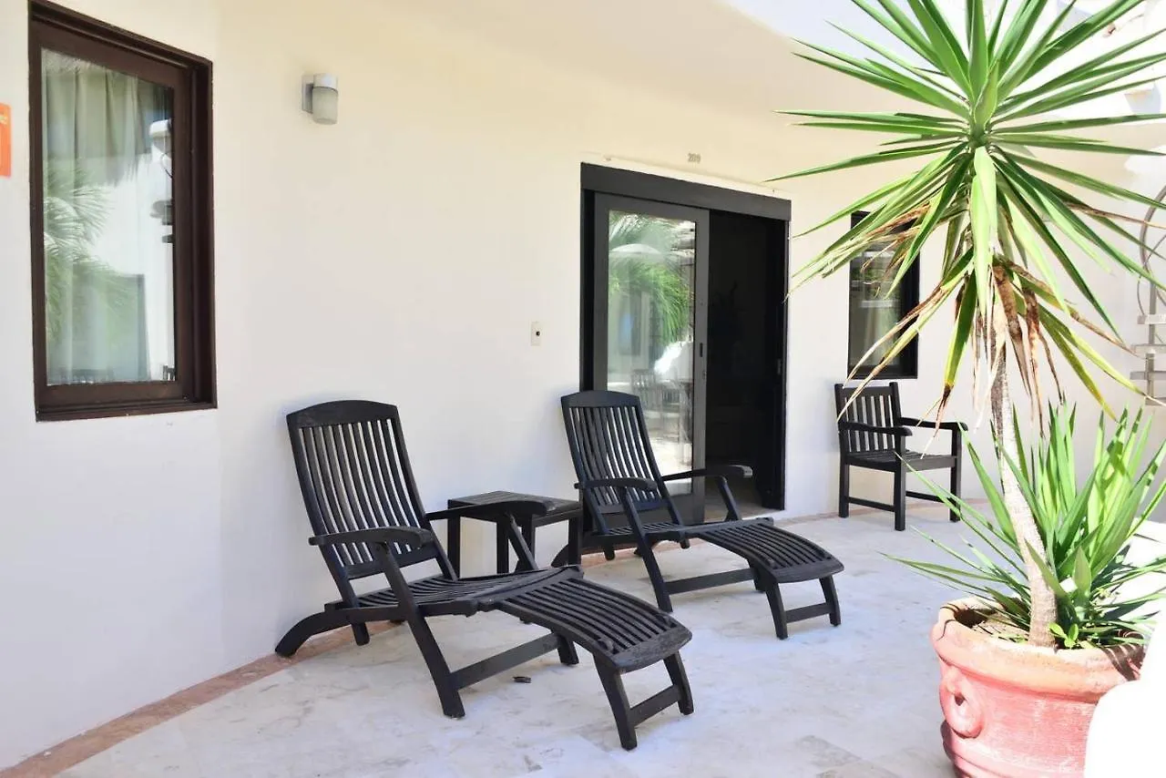 Blue Palms Suites, Pool Onsite, Steps To The Beach & 5Th Ave Playa del Carmen