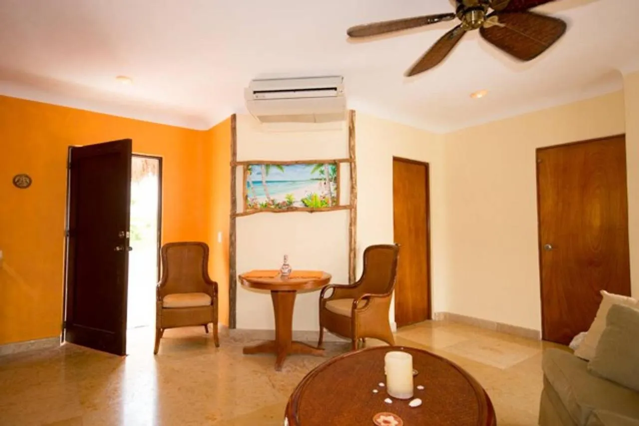 Apartment Blue Palms Suites, Pool Onsite, Steps To The Beach & 5Th Ave Playa del Carmen Mexico