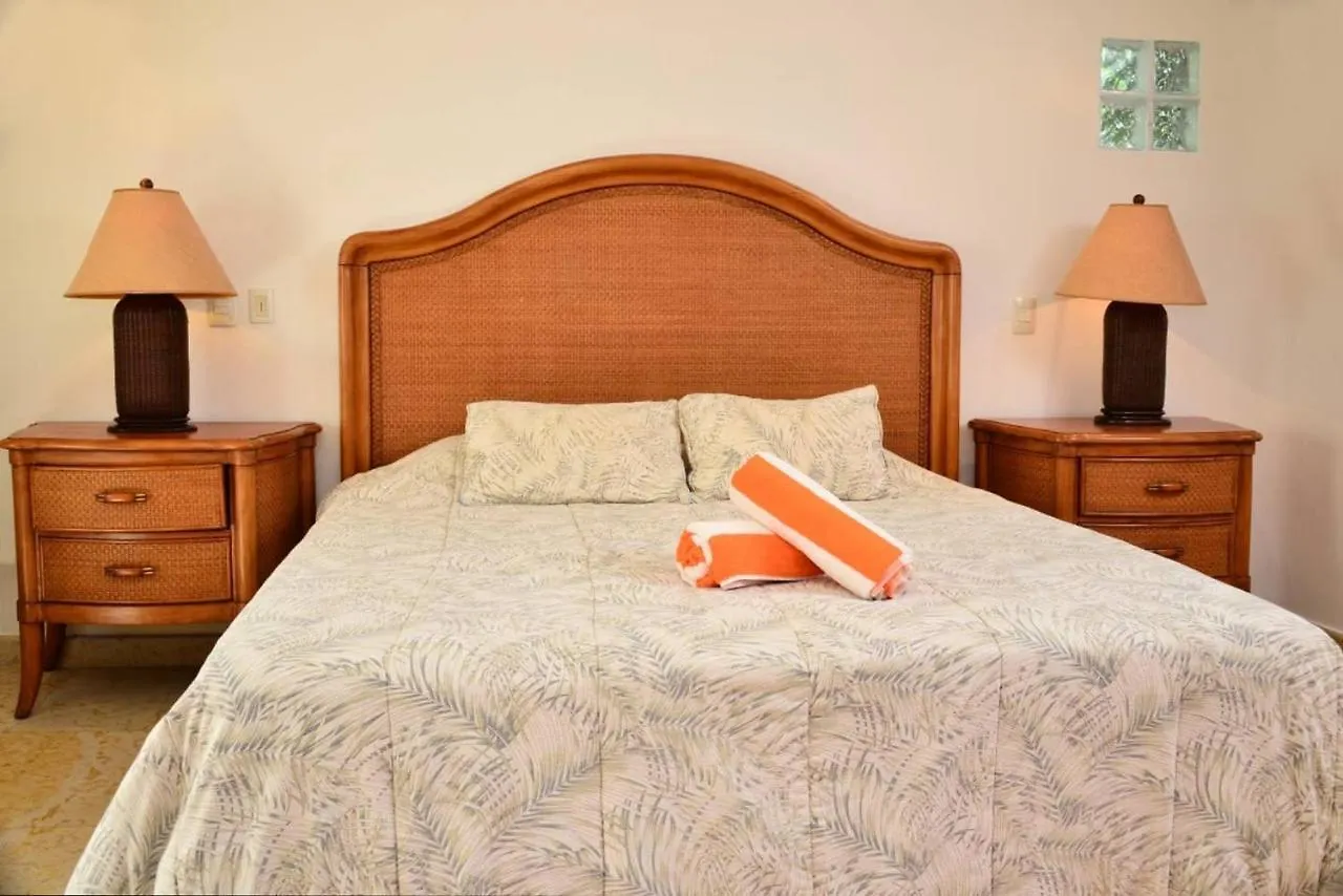 Apartment Blue Palms Suites, Pool Onsite, Steps To The Beach & 5Th Ave Playa del Carmen Mexico