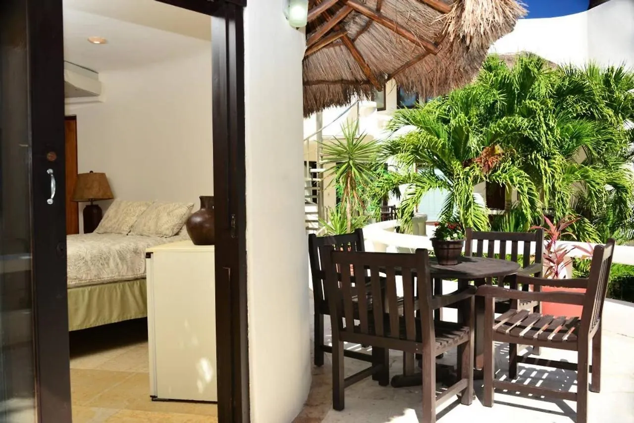 Apartment Blue Palms Suites, Pool Onsite, Steps To The Beach & 5Th Ave Playa del Carmen