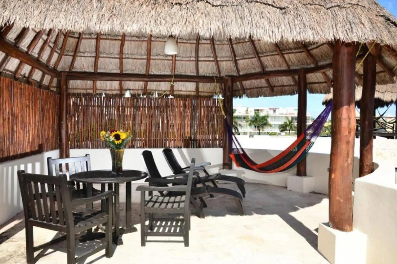 Blue Palms Suites, Pool Onsite, Steps To The Beach & 5Th Ave Playa del Carmen Mexico