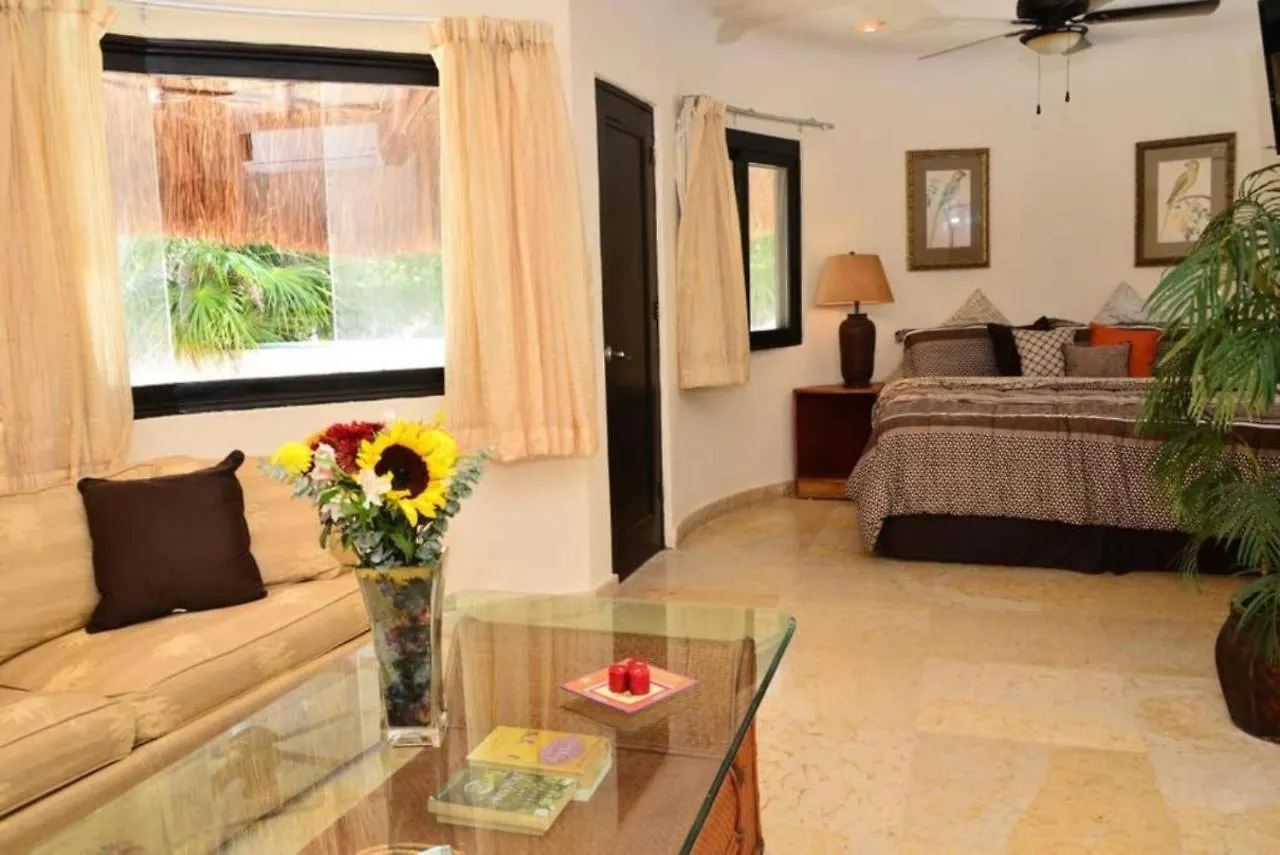 Blue Palms Suites, Pool Onsite, Steps To The Beach & 5Th Ave Playa del Carmen 0*,